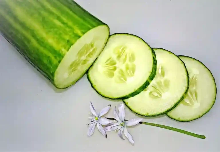 जाने खीरे से गोरा कैसे हो